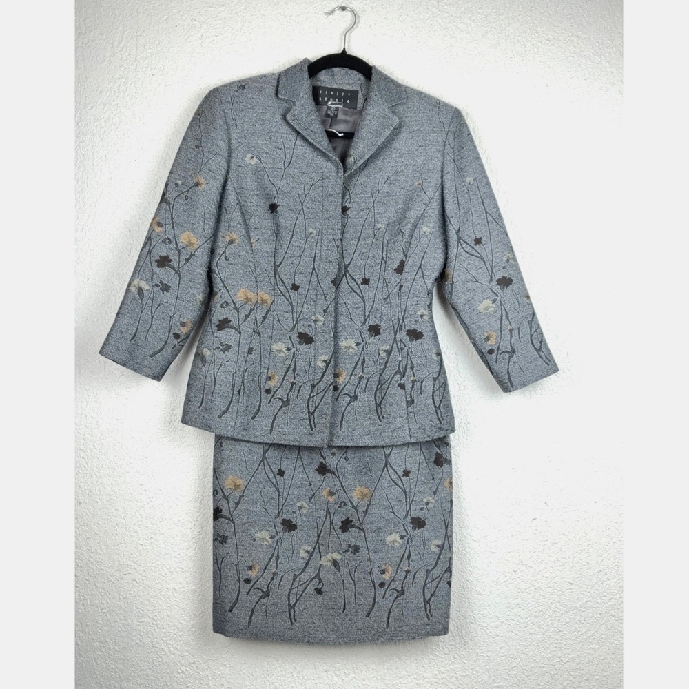 Finity Studio Grey Skirt Suit - 4 - Floral Embroidered Professional Business Set